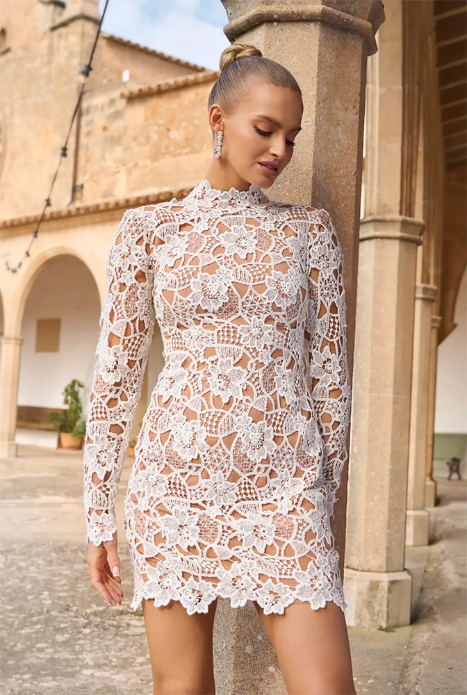 Robes en dentelle : un look romantique pour un rendez-vous galant ou une occasion spéciale