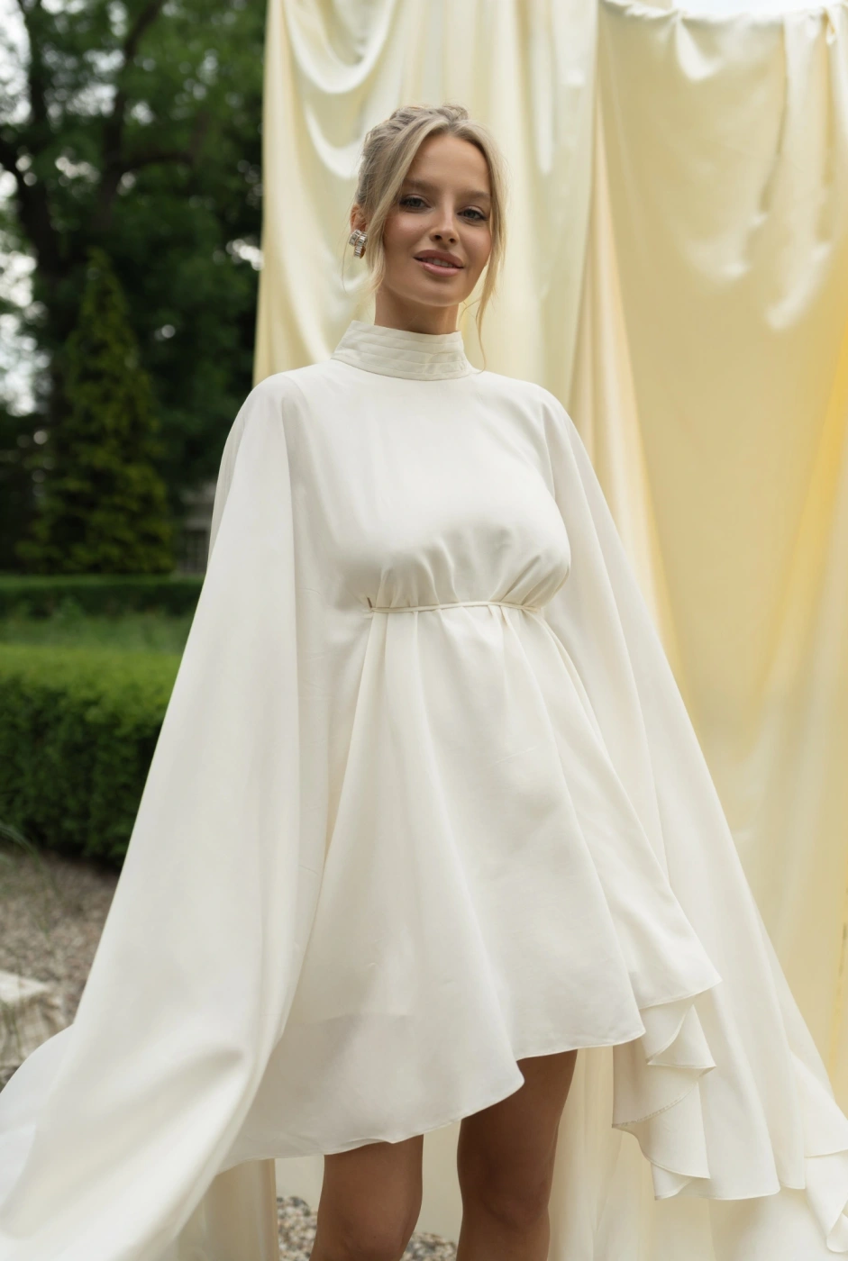 Robes de maternité élégantes pour un mariage : comment allier style et confort maximal ?