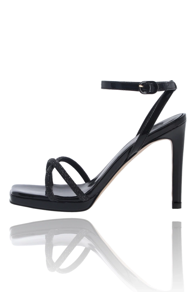 Blackdoe - Cuir naturel - sandales en cuir verni avec lanières brillantes