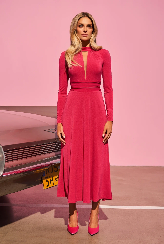 Urge - Elegant Midi Dress in Fuchsia